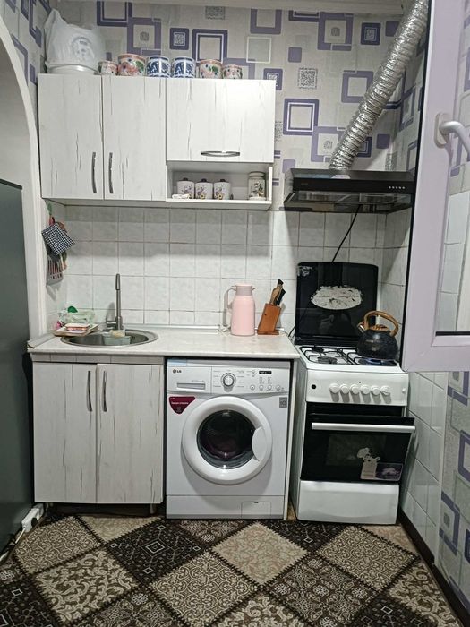 Продаётся квартира 2/4/4 Эко базар