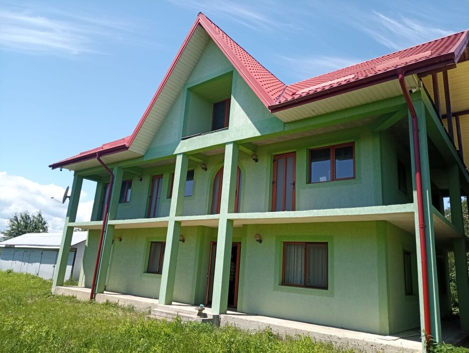De vanzare casa spatioasa