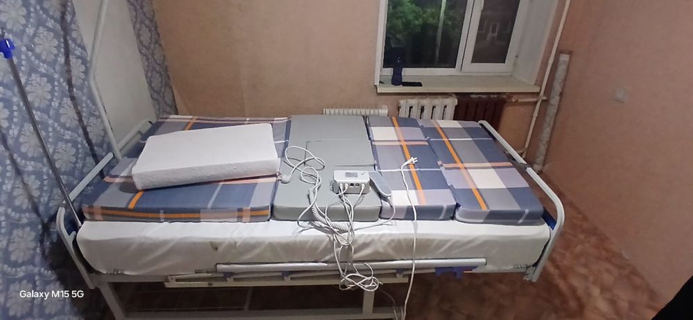 Медицинская кровать