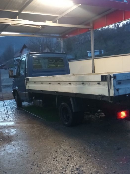 Vând iveco daily