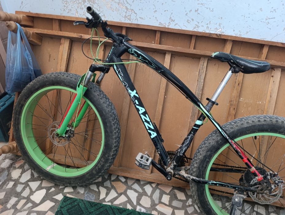 Velik satiladi 700.000