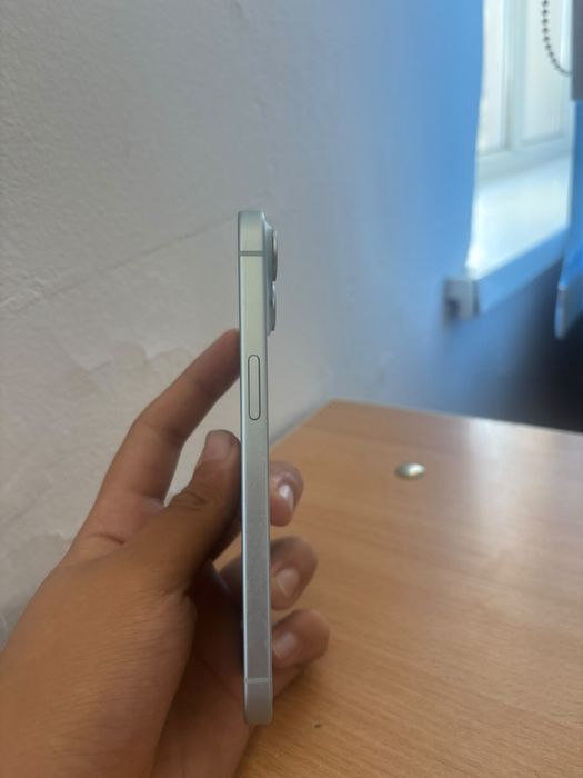 Продам айфон-15 iPhone(15)в хорошем состояни