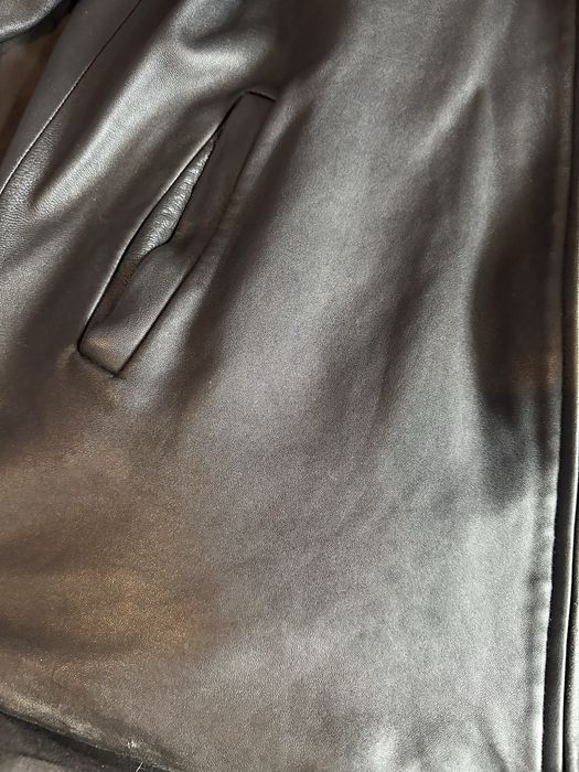 Яке естествена кожа - Poetics