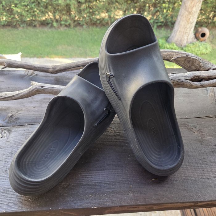 Nike ReactX Rejuven8

Ni