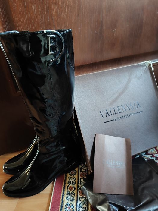 Кожаный лакированные сопаги