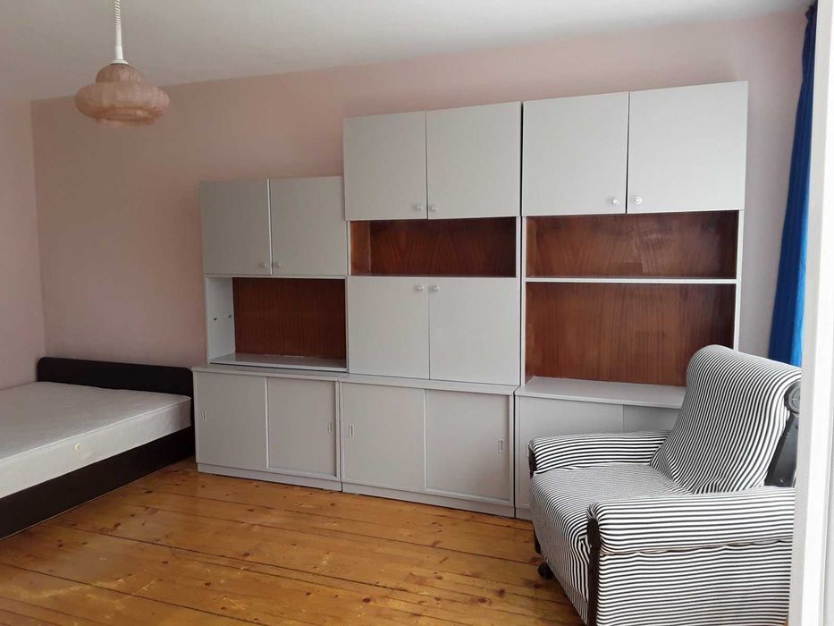 Дава се под наем Тристаен апартамент в София, Център - 100 кв.м за 857.82 € - Снимка #3