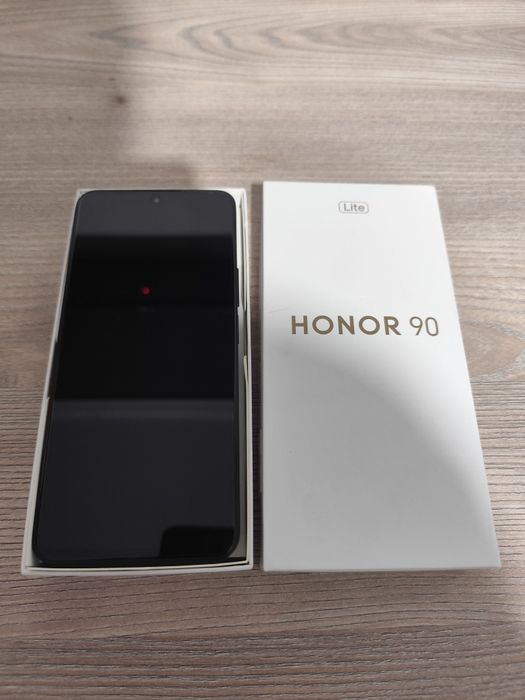 Honor 90 Lite NOU
