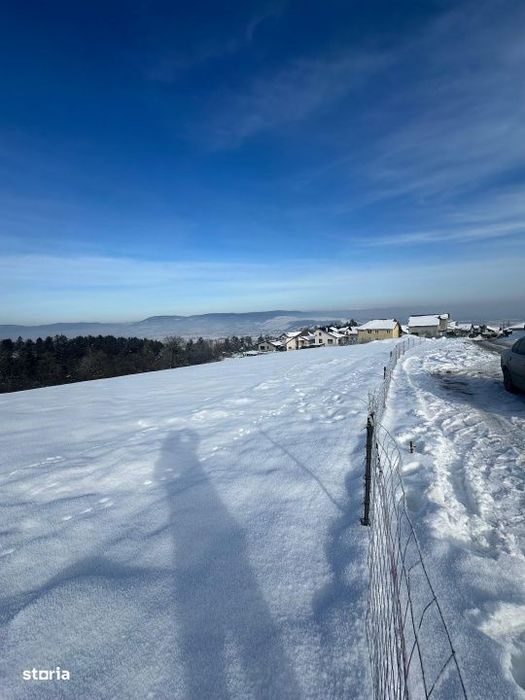 Teren intravilan 2.500 mp – Dej  Dealul Bacau ,