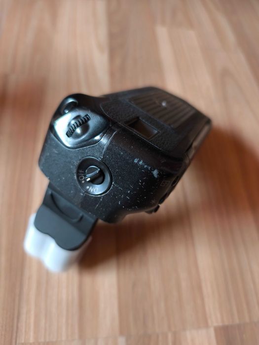 Бустер BG-E6 для Canon 5D mark II