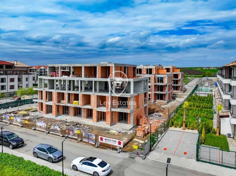 Продава се Тристаен апартамент в Бургас, Сарафово - 93 кв.м за 1667 €/кв.м - Снимка #9