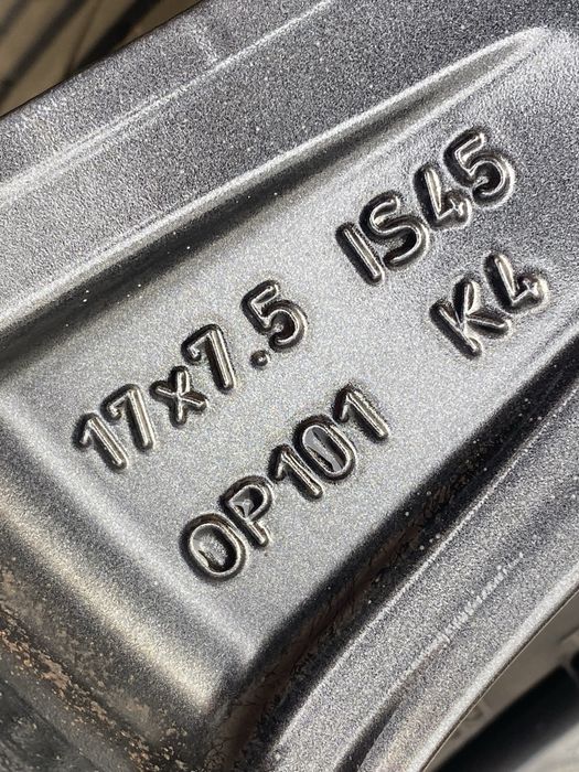 17 цола 5 х 115 мм Опел Инсигния , Астра Антара Зафира , Opel Insignia