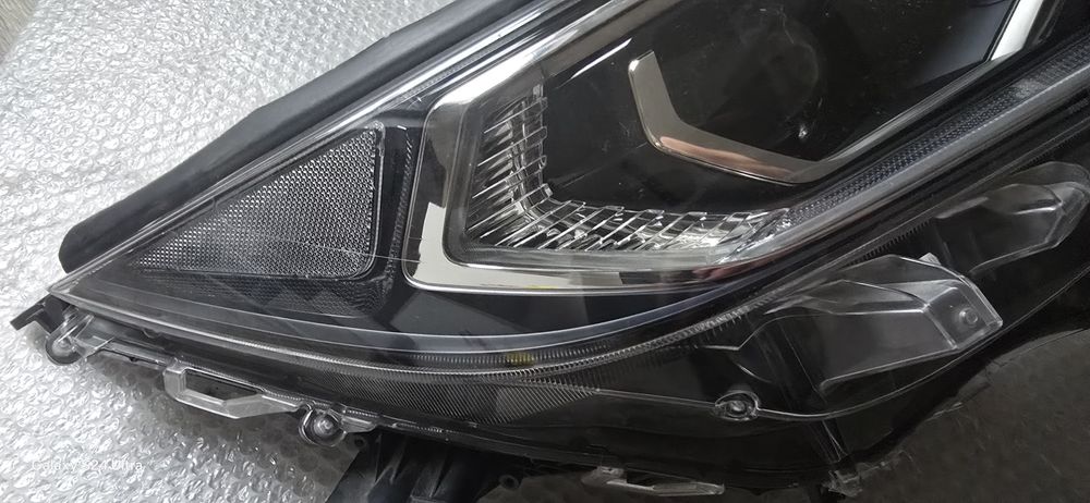 Far led toyota rav4 model dupa 2019