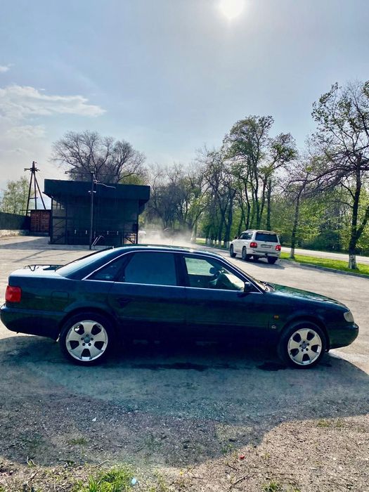Продам Ауди А6 с4