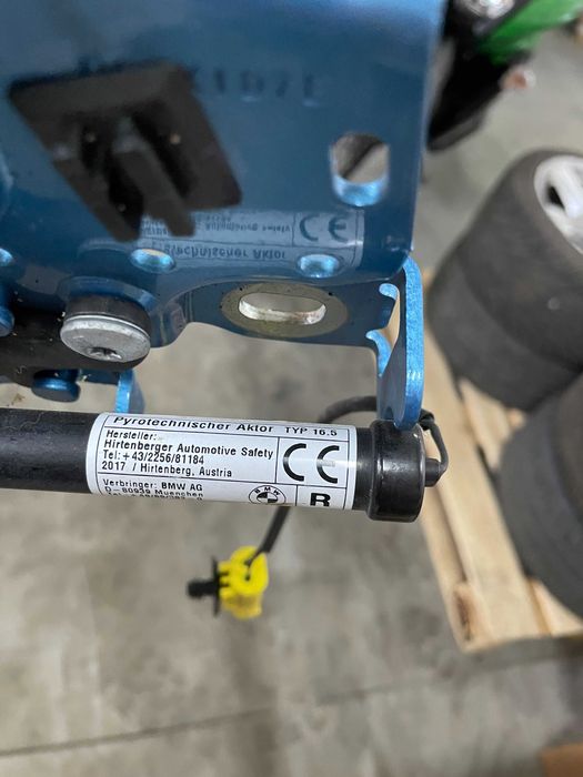 Панта за преден капак с пиропатрон BMW MINI cooper 2015-2020