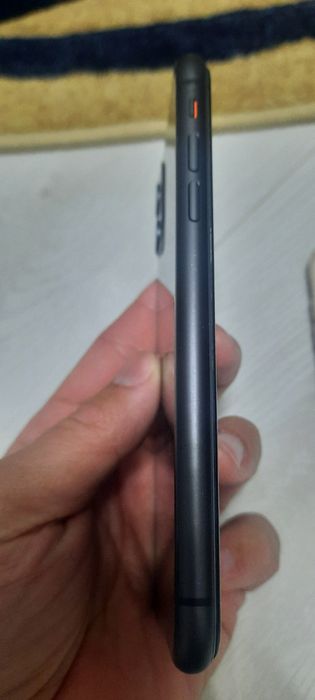 Срочно IPHONE 11 память 128гб