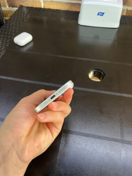 iPhone 16 айфон 16