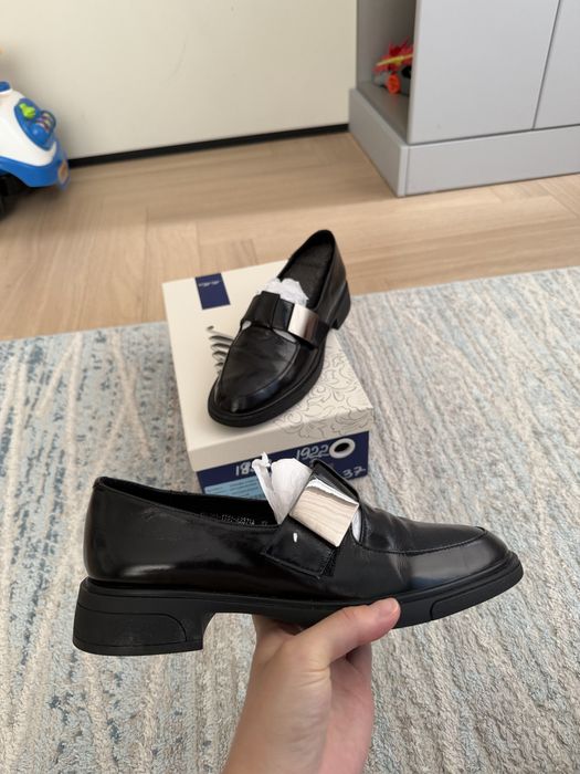 Новые женские ботинки