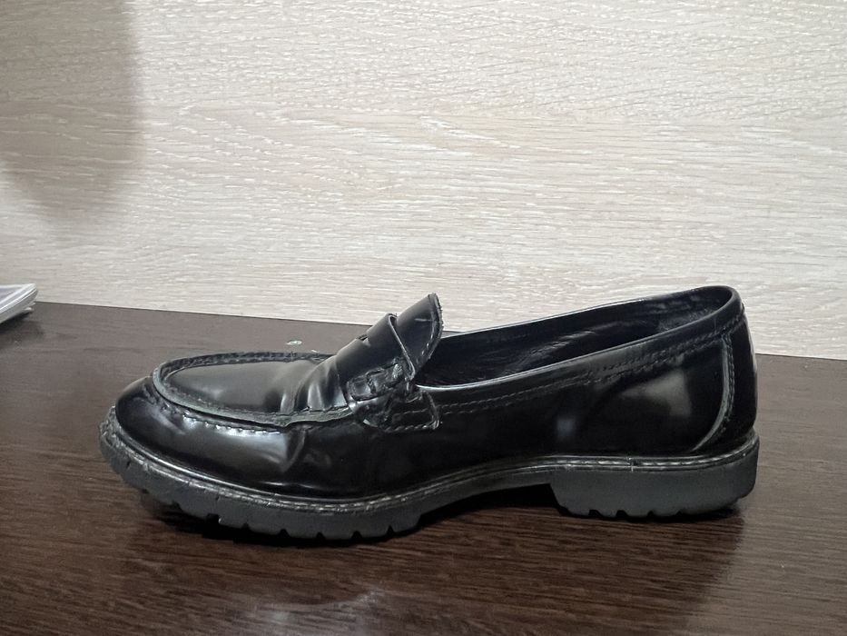 Продам итальянские лоферы