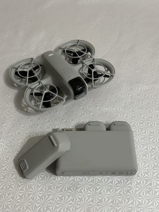 DJI NEO.     Дрон