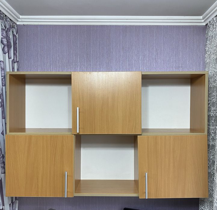 Шкаф подвесной настольный