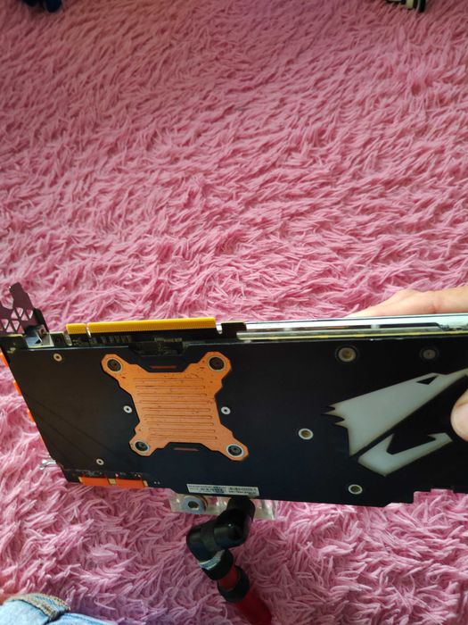 Видео карта 1080ti