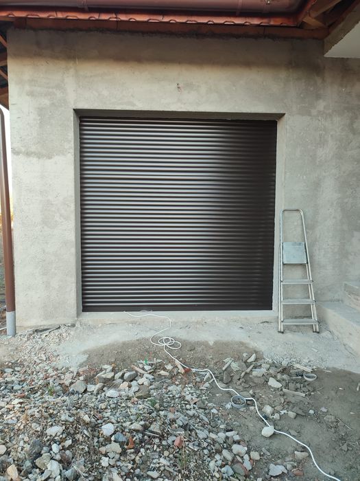 Usi rulou din aluminiu ptr garaj