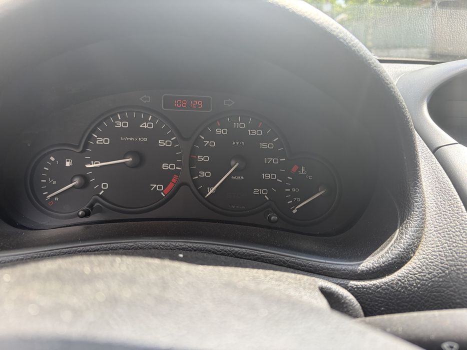 Vand Peugot 206 an 2005