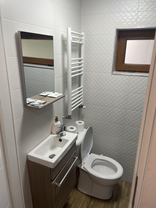 Inchiriez camera regim hotelier centru