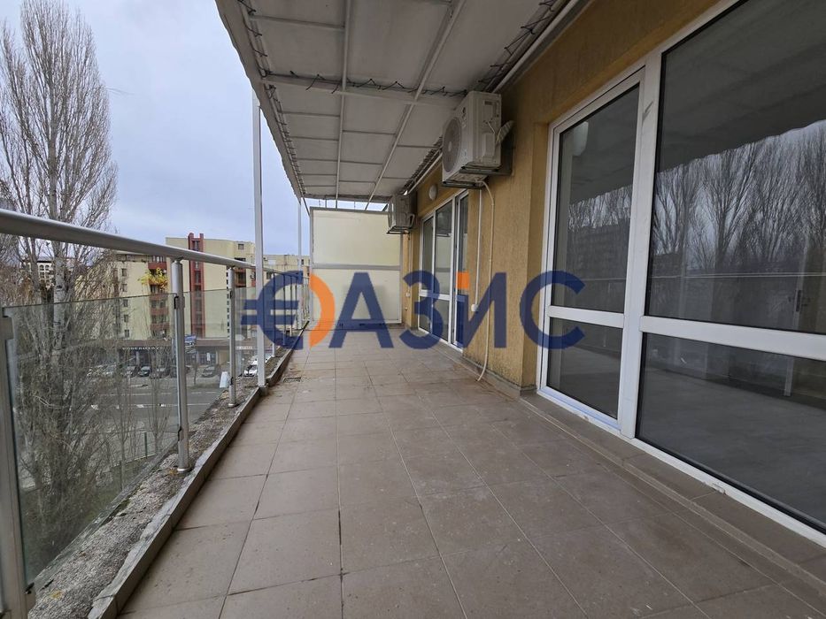 Продава се Двустаен апартамент в к.к. Слънчев бряг - 80 кв.м за 555 €/кв.м - Снимка #6