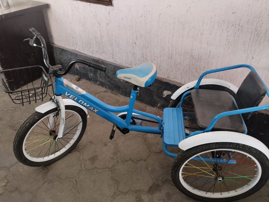 Велик трёхколёсный