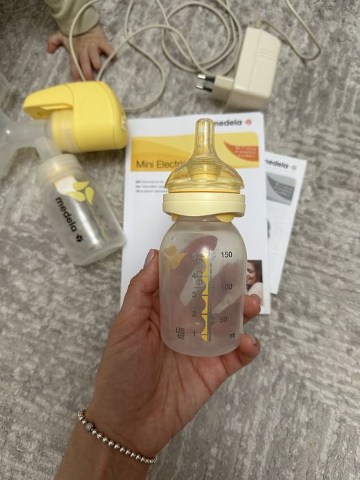 Молокоотсос электрический мини medela