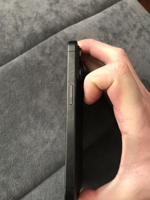 Продам iphone 15 pro
