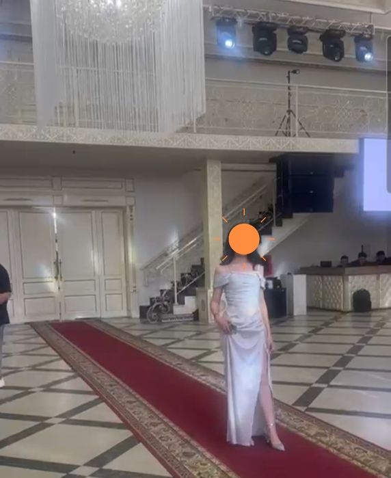 Продам платье на выпускной балл