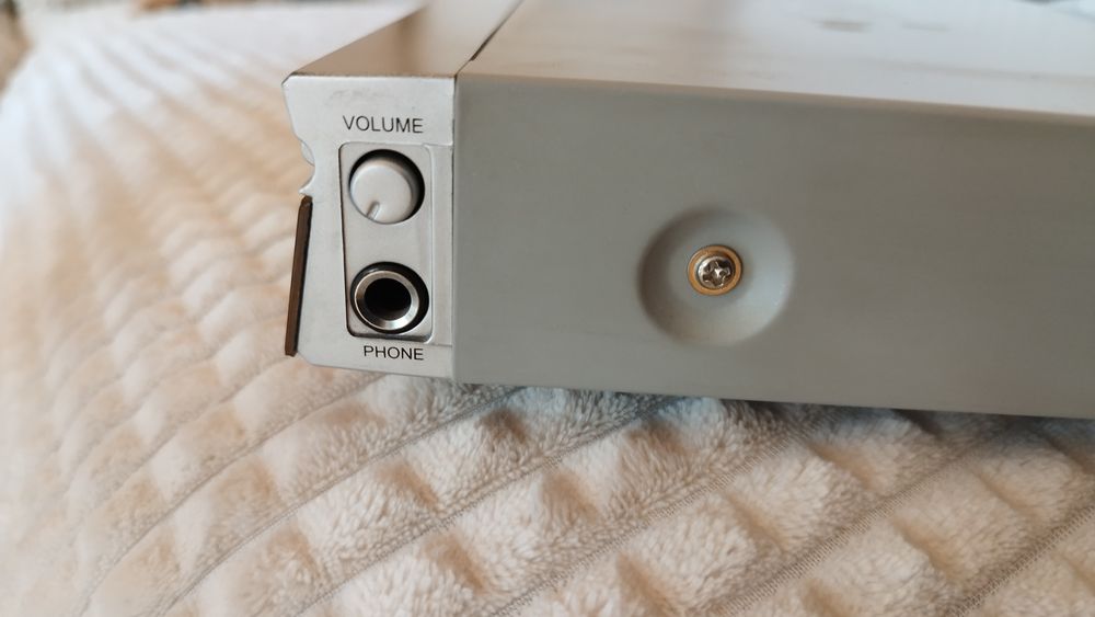 DVD Sang D312 MPeg4/DIVX/DVD