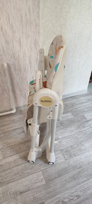 Продается детский стул