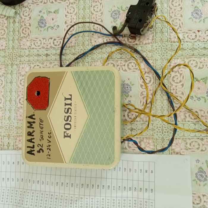 Alarma cu 32 sunete ,12-24 volti cc