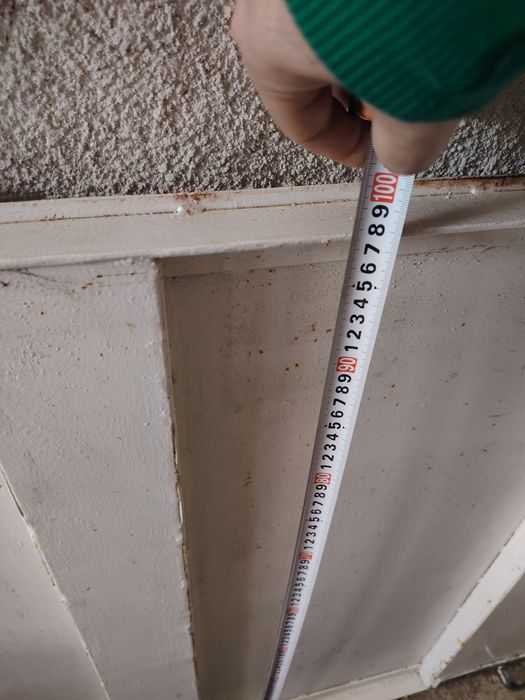 Метална врата и каса