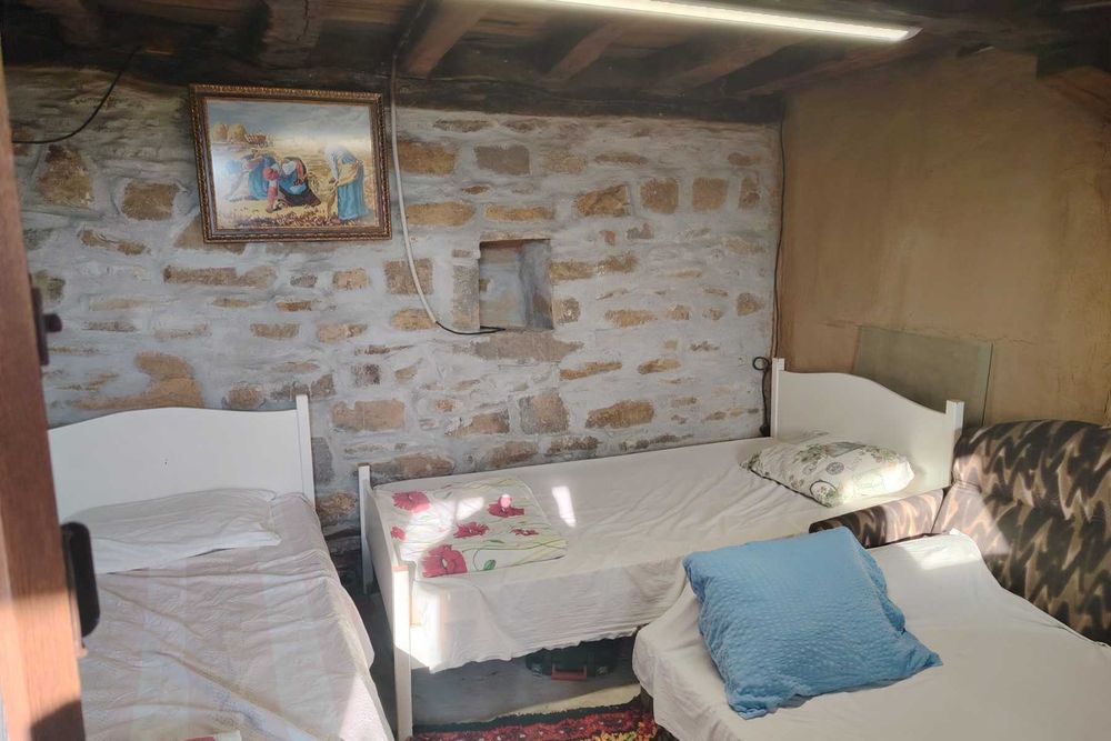 Продава се Къща в с. Голяма Желязна, Област Ловеч - 213 кв.м за 1038 €/кв.м - Снимка #3