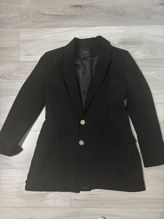 Дълго, дамско, вталено черно сако Mohito р-р 40