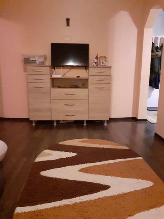 Vand apartament 3 camere Sacele 60.30mp