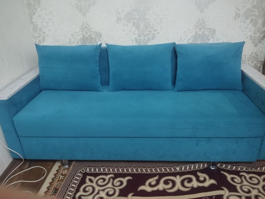 Мебели и техники