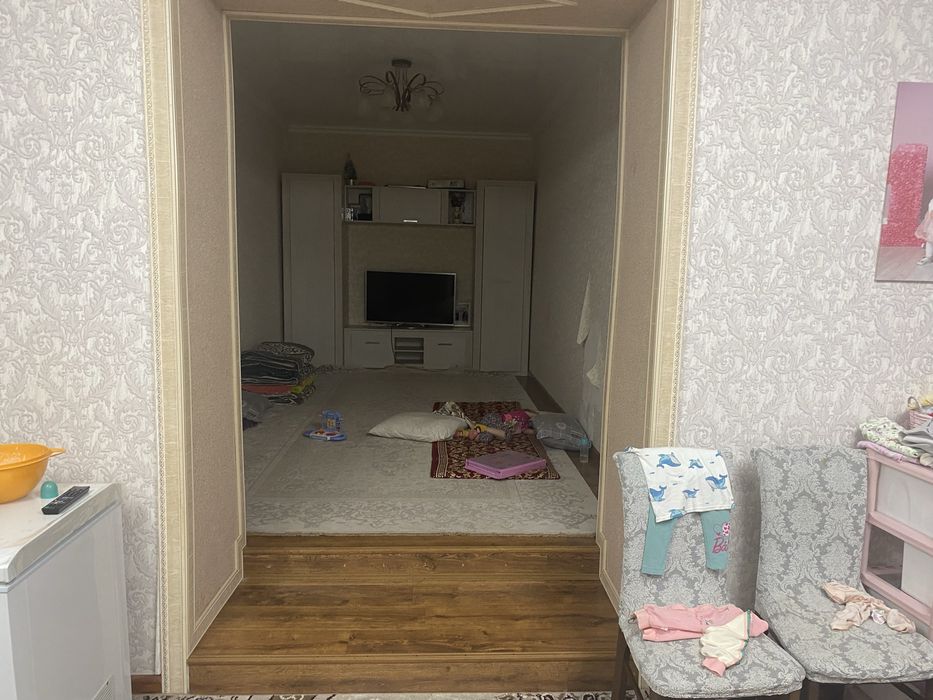 Продам квартиру в жилянке срочно