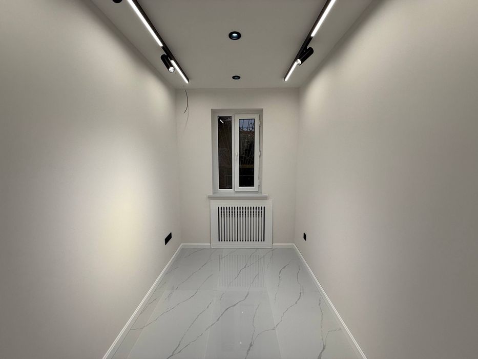 Продаётся нежилое помешения Юнусабадский район Универсам