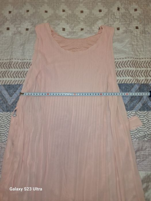 Рокля-лека и ефирна