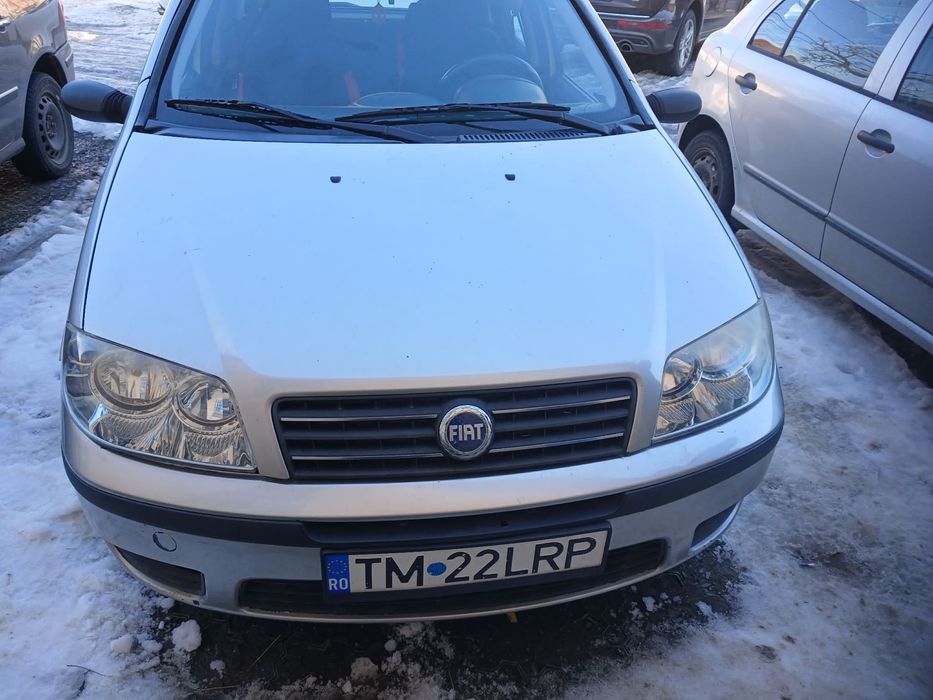 Vand fiat punto
