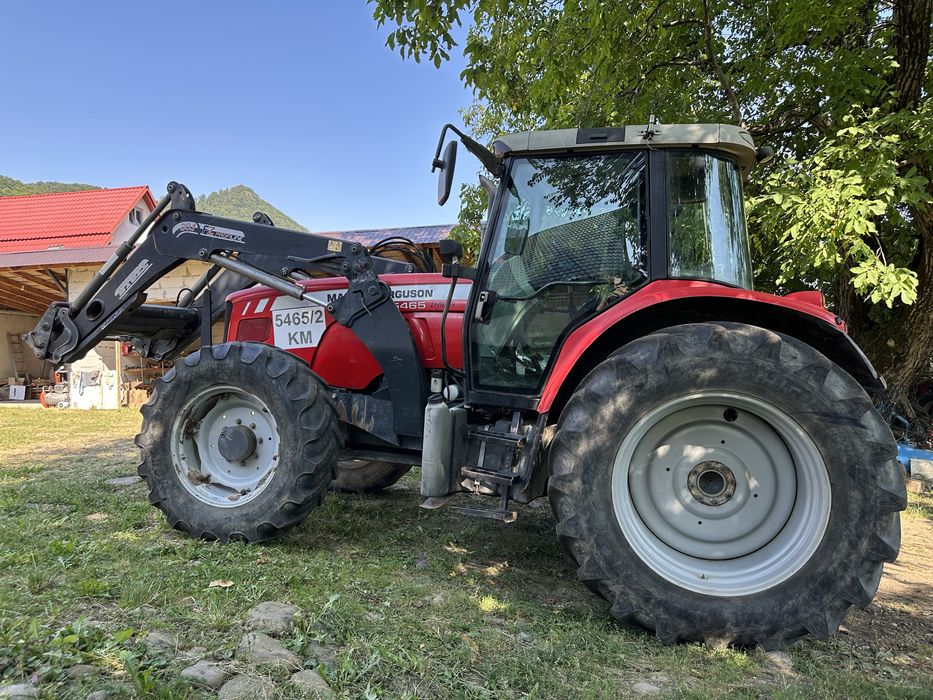 Tractor Massey Ferguson 5465