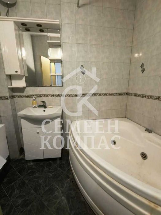 Продава се Тристаен апартамент в Пловдив, Кършияка - 95 кв.м за 1706 €/кв.м - Снимка #9