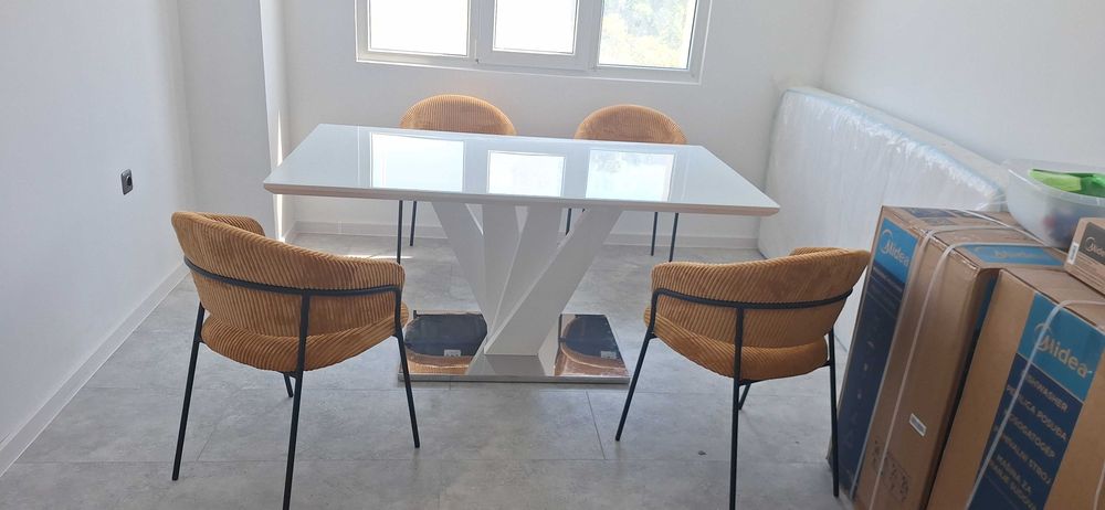 Продавам 3-стаен в Изгрев срещу Кауфланд