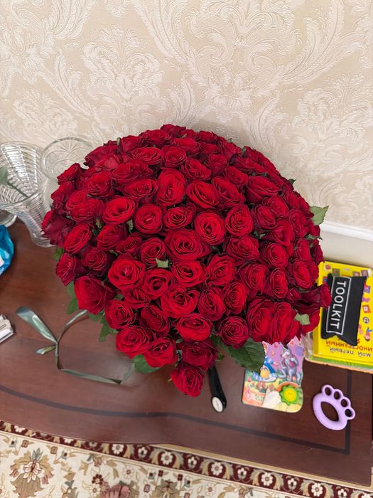 Продаю букет 101 розы (50см)