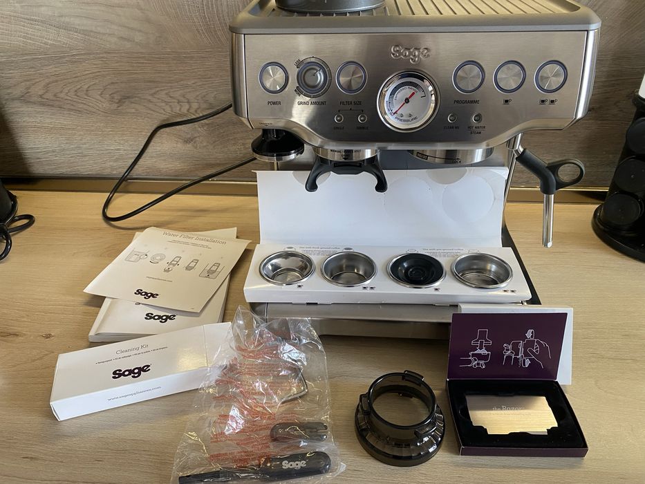 Кафемашина Sage Barista Express (Модел: BES875) – Отлично състояние
